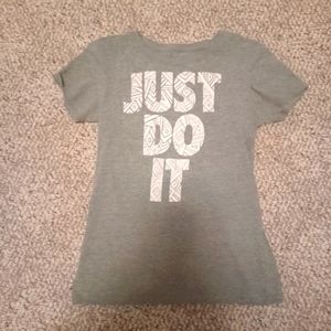 Nike shirt size small